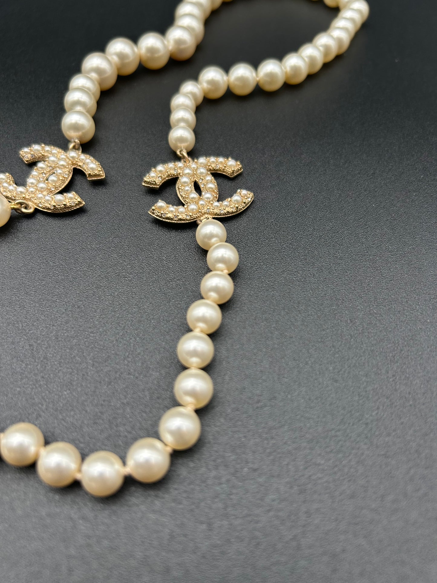 Chanel CC Pearl Necklace