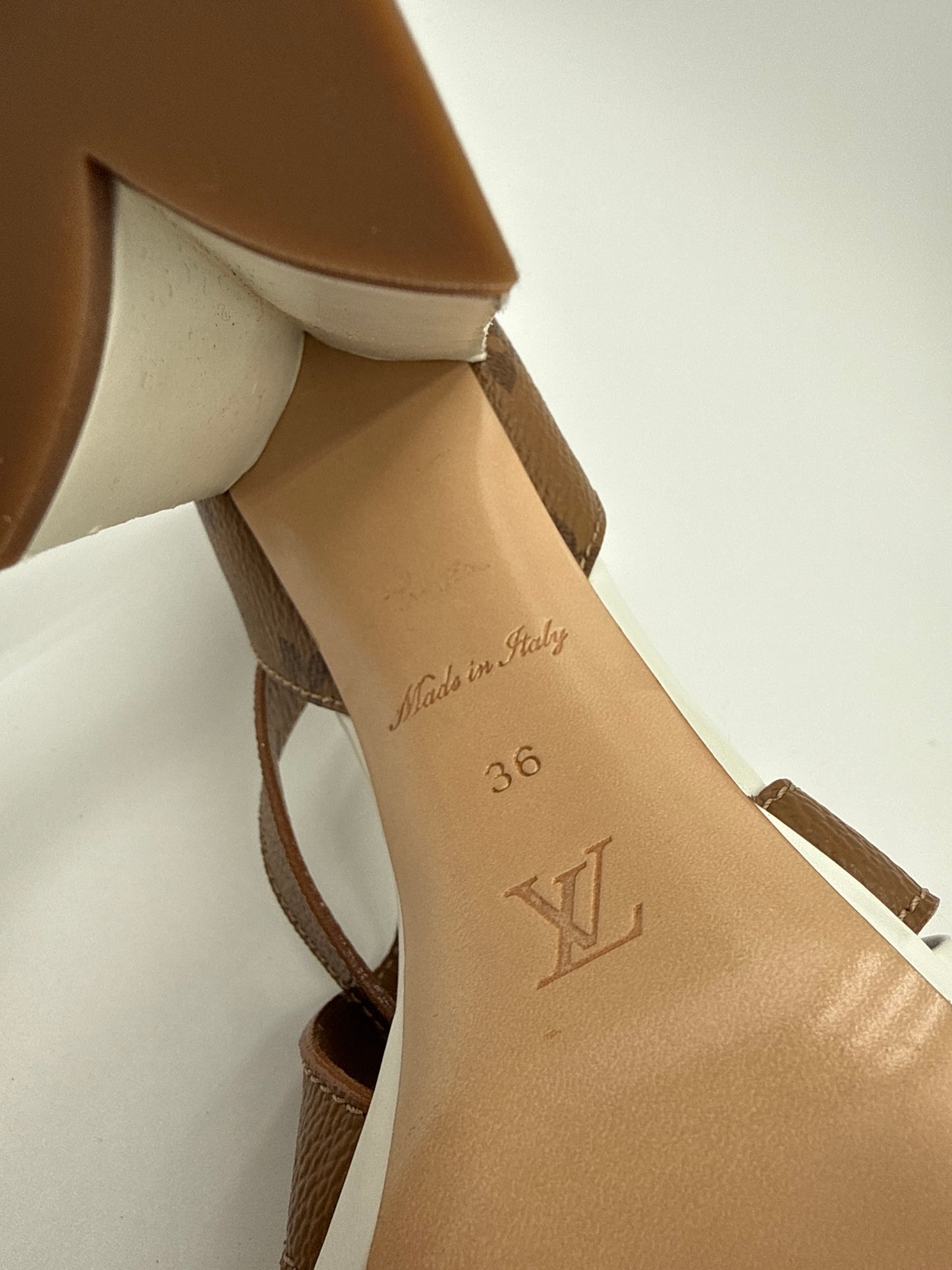 Louis Vuitton Sandali