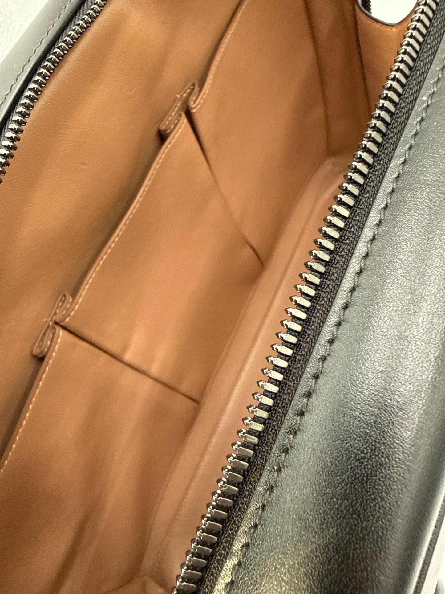 ALAIÏA borsa in pelle nera