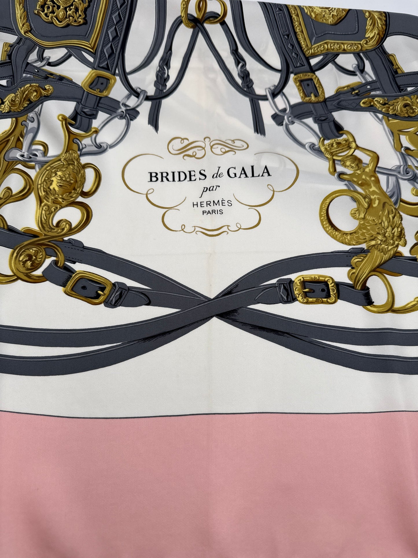 Hermés Foulard Vintage di seta carrè Rosa "Brides de Gala"