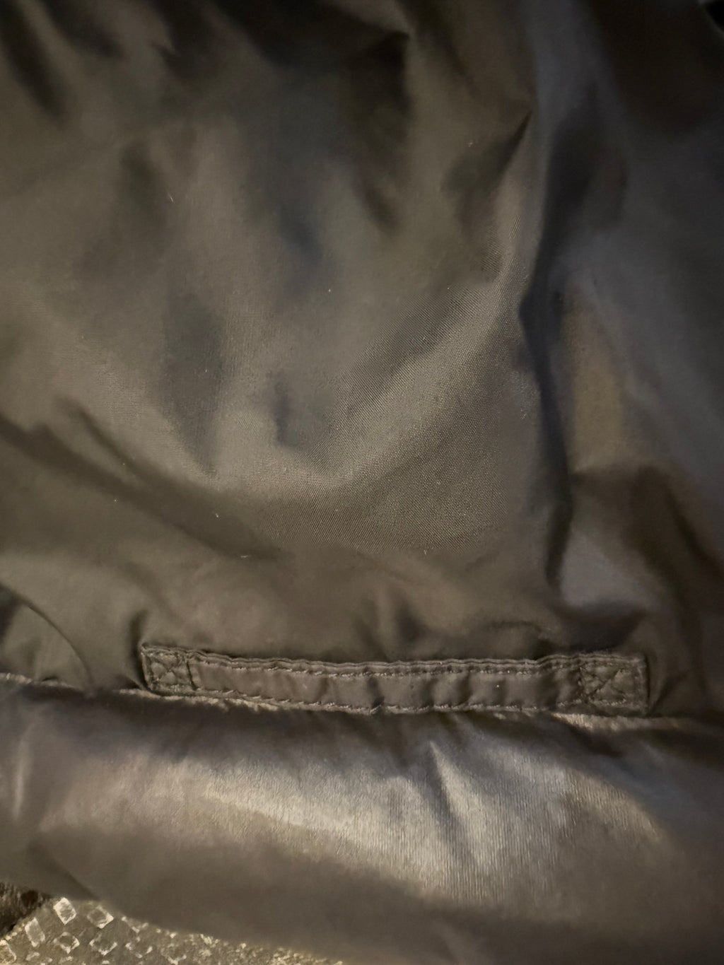 Prada Uomo Piumino in Nylon Tecnico  Lucido Nero Vintage