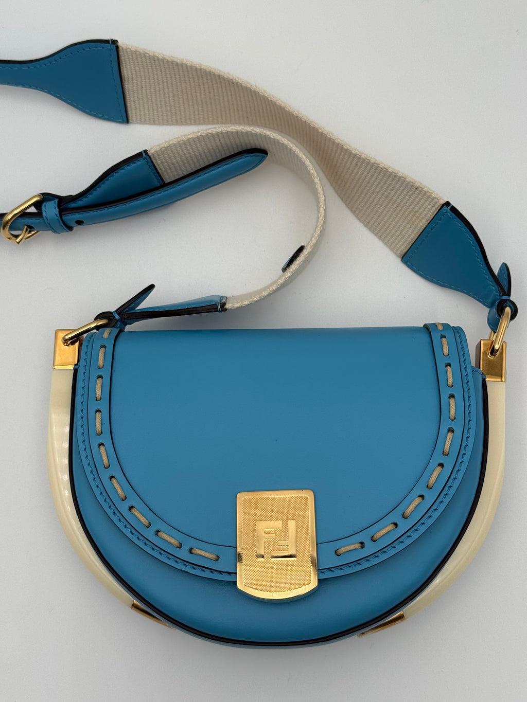 Borsa Fendi Moonlight blu Avio in Pelle di Vitello con inserti di Avorio