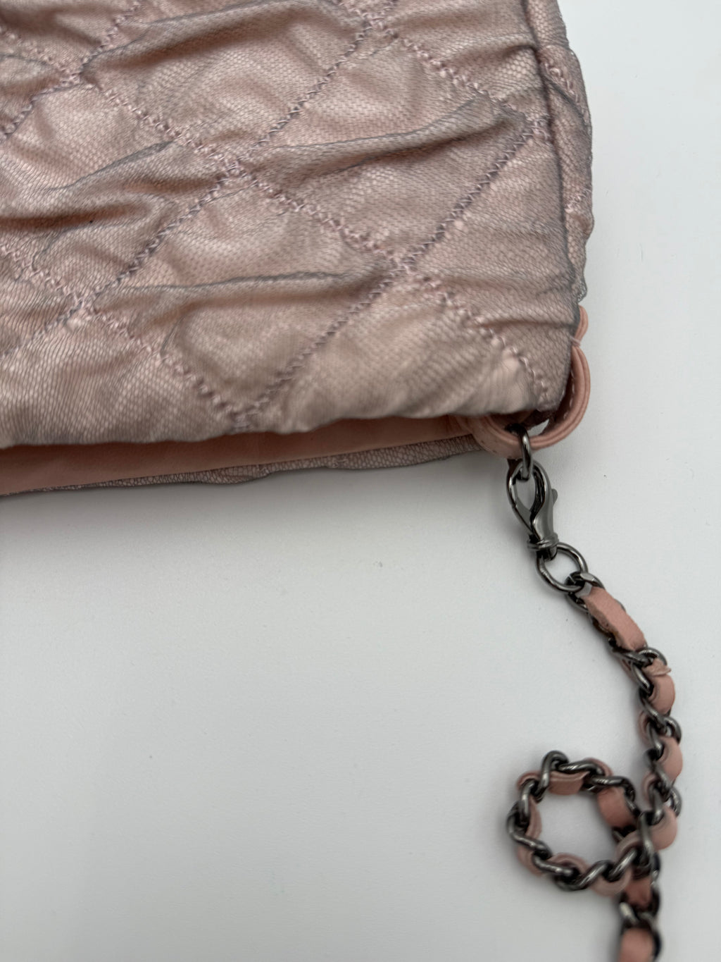 Chanel Borsa Matelassè Plissè in Tessuto Rosa Cipria