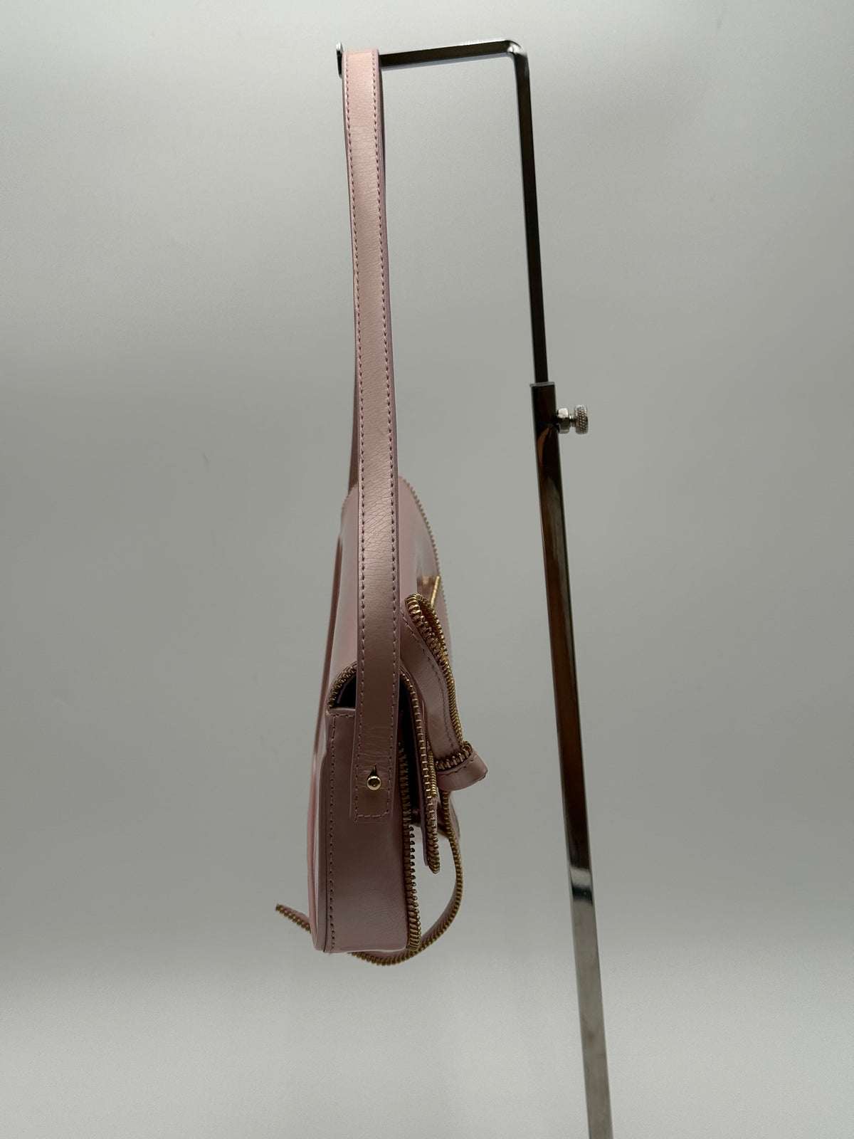Christian Dior Saddle Zipper BowVintage in Pelle Rosa cipria Metallizzata