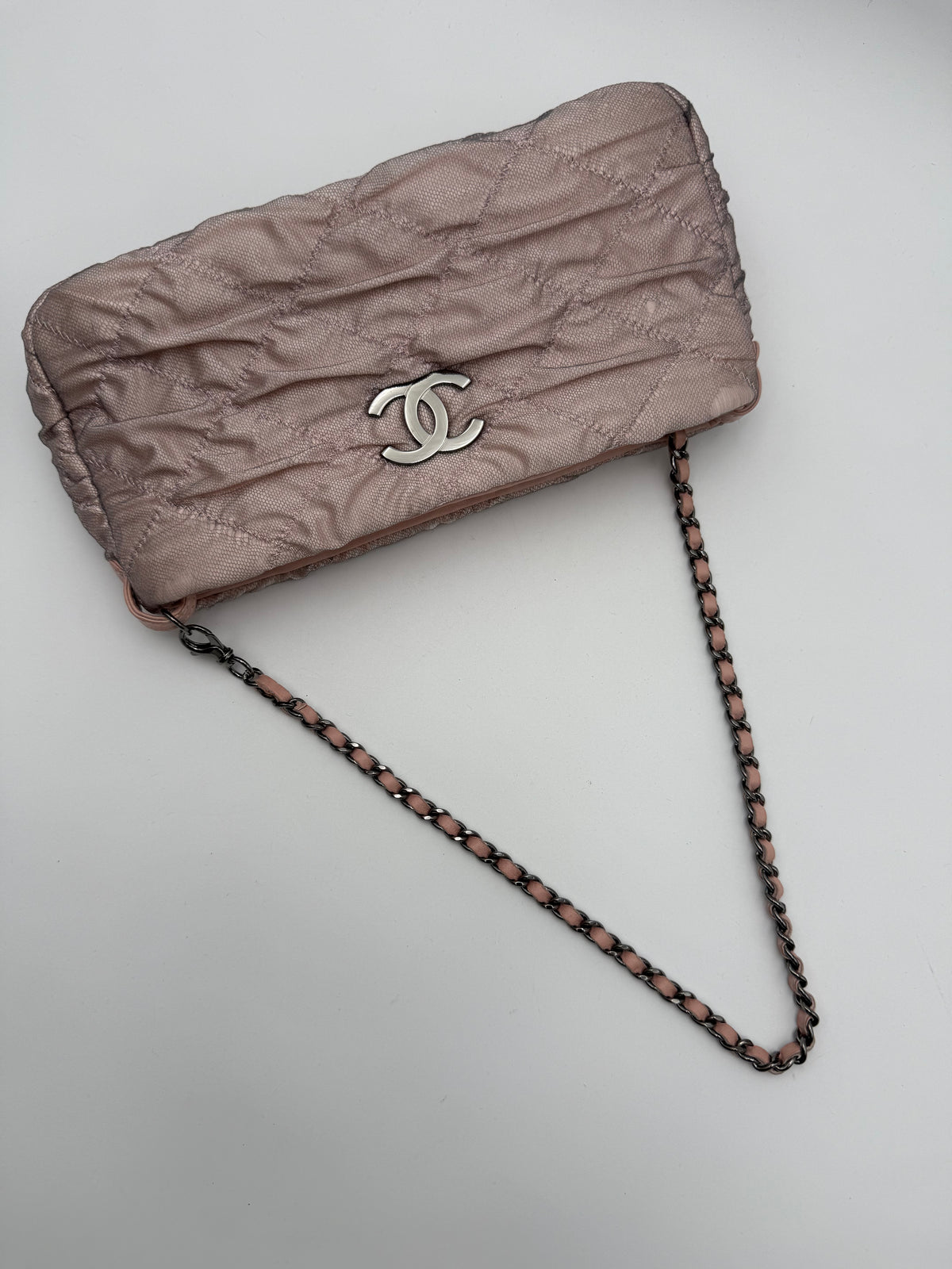 Chanel Borsa Matelassè Plissè in Tessuto Rosa Cipria