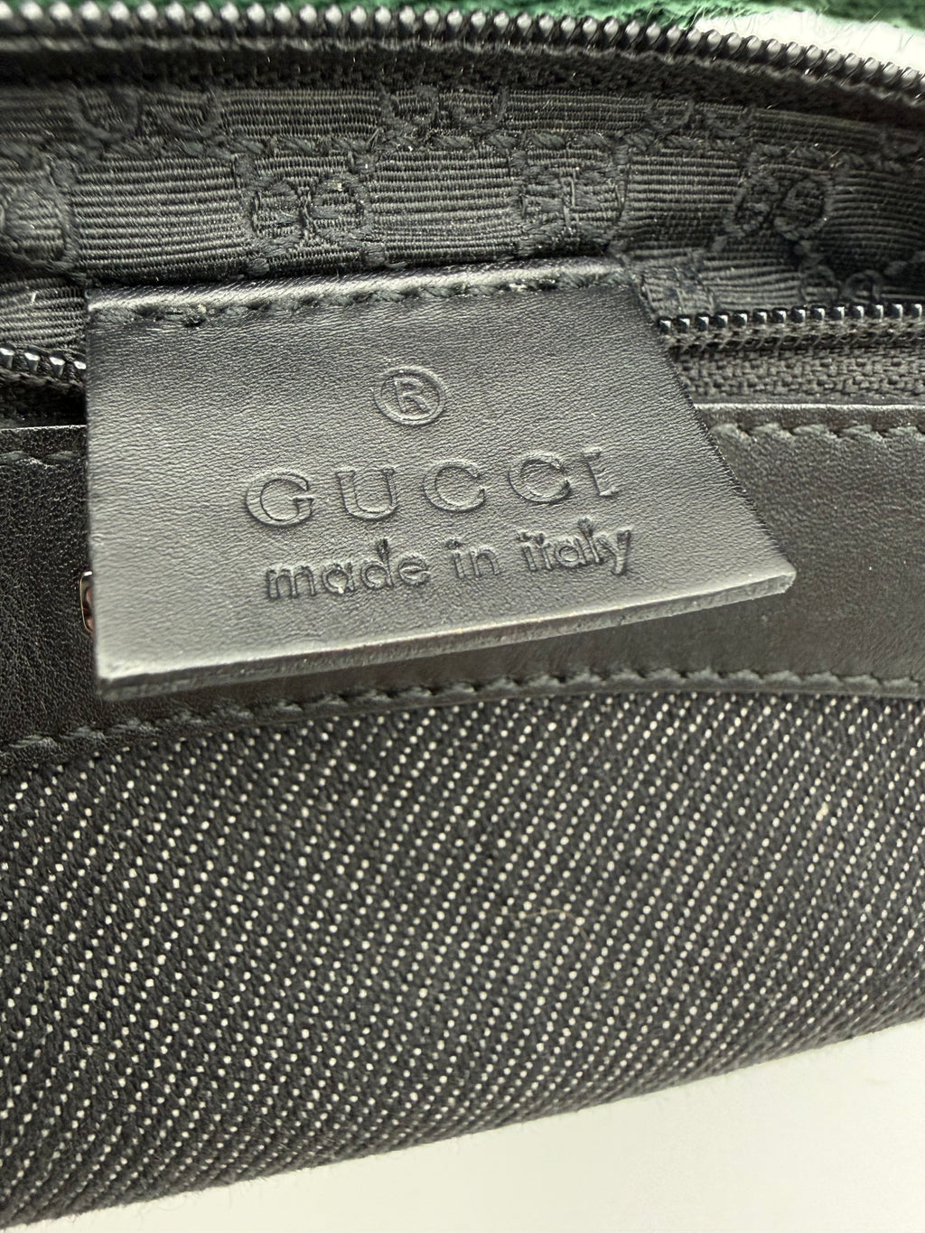 Gucci Borsa  a spalla  GG in Denim Nera e tracolla Web