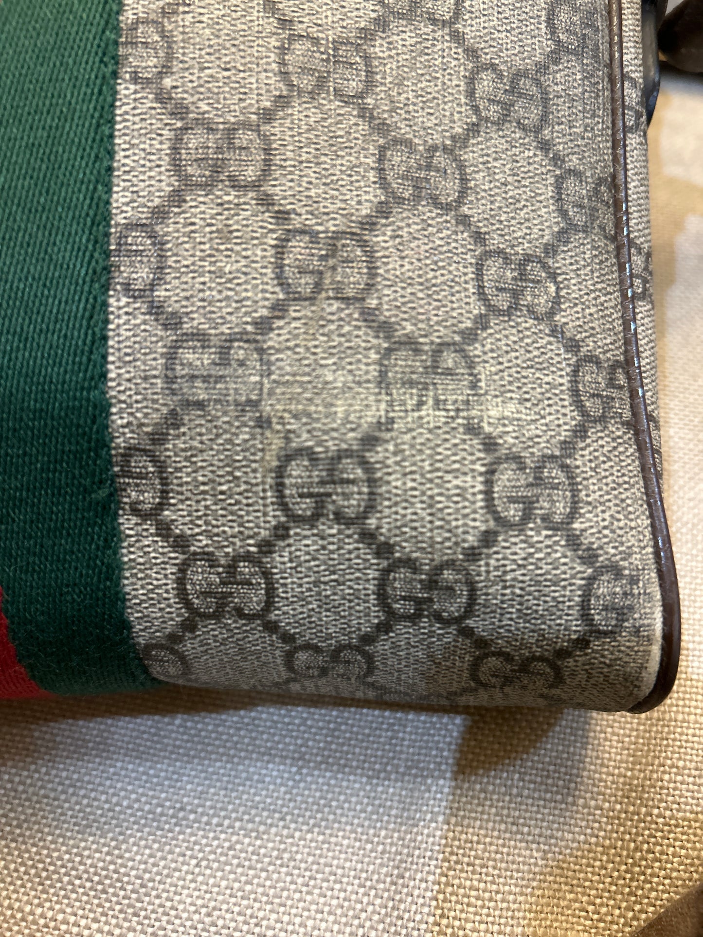 Borsello Gucci Ophidia GG in supreme