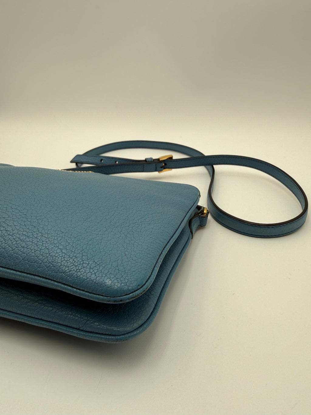 Borsa tracolla Miumiu in pelle Madras Color Mare