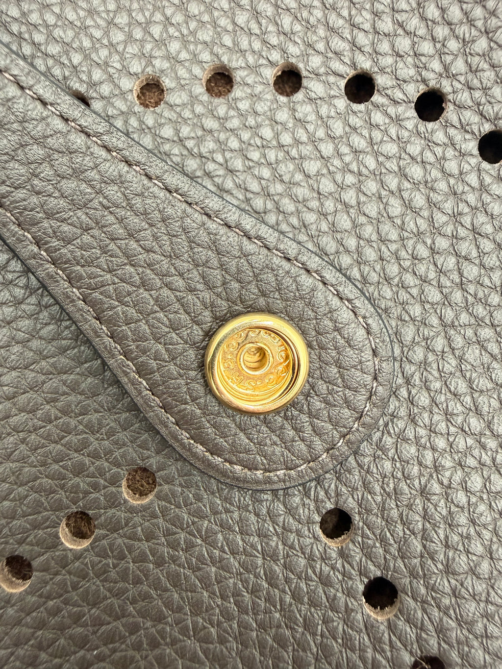Evelyne Hermès III 29 in Pelle Taurillon Testa di Moro