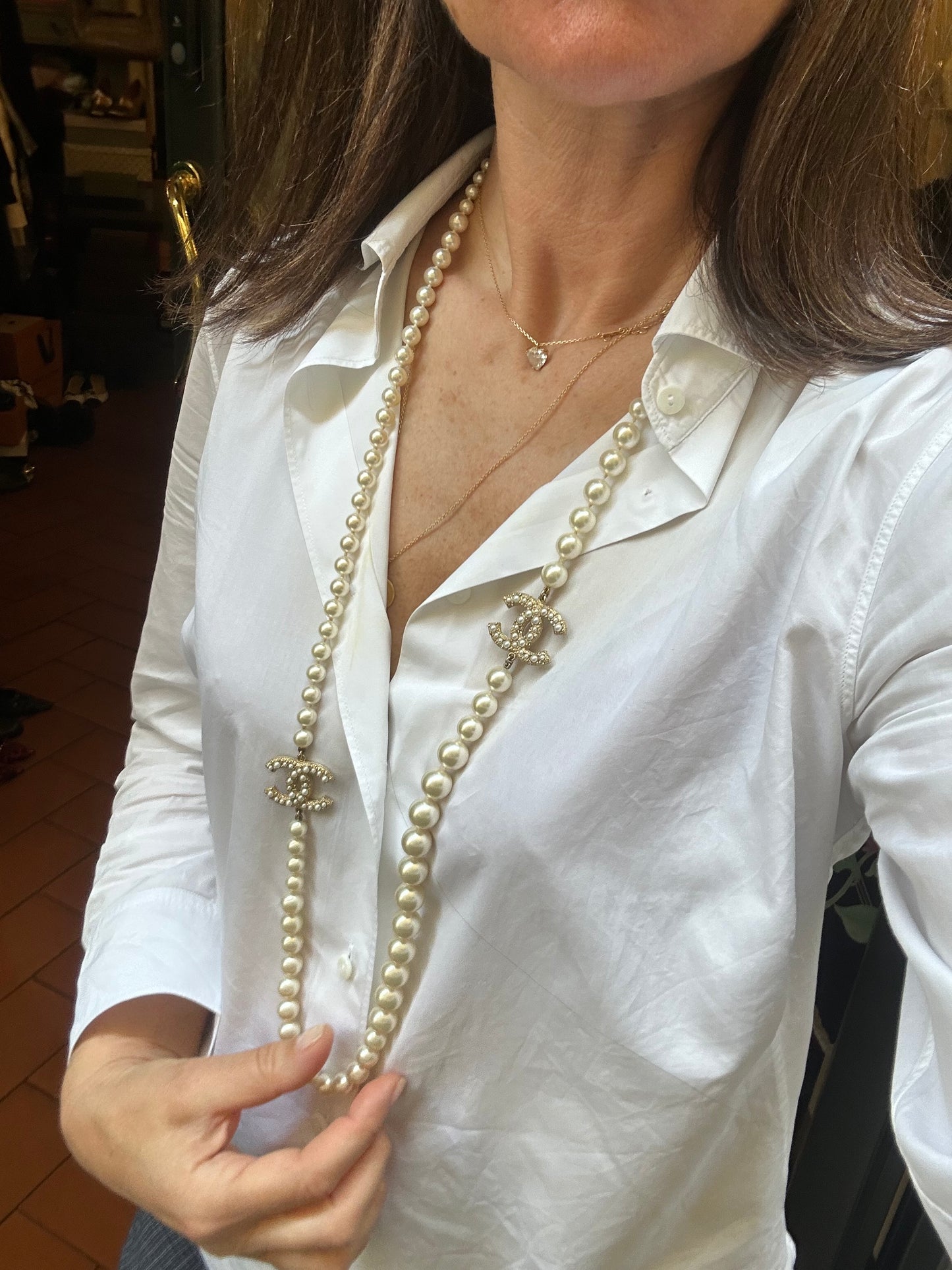Collana Chanel CC con perle