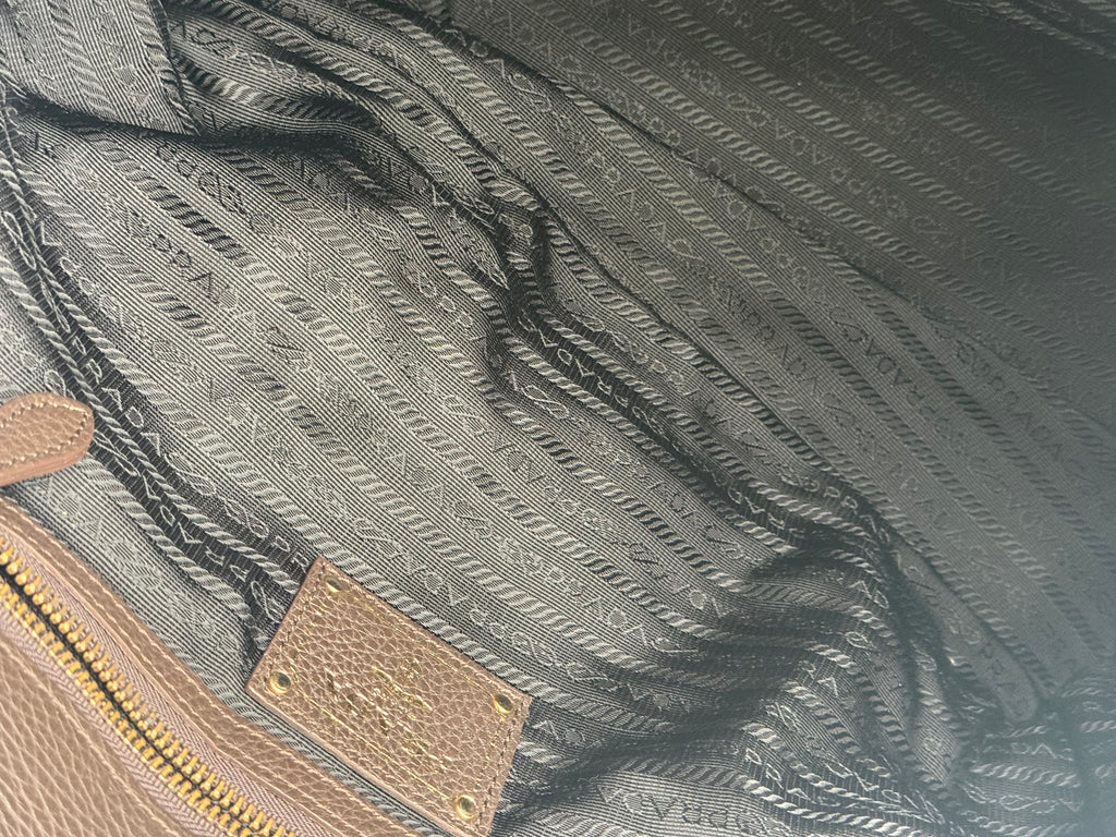 Borsa Tote Prada in pelle di Vitello Martellata Marrone