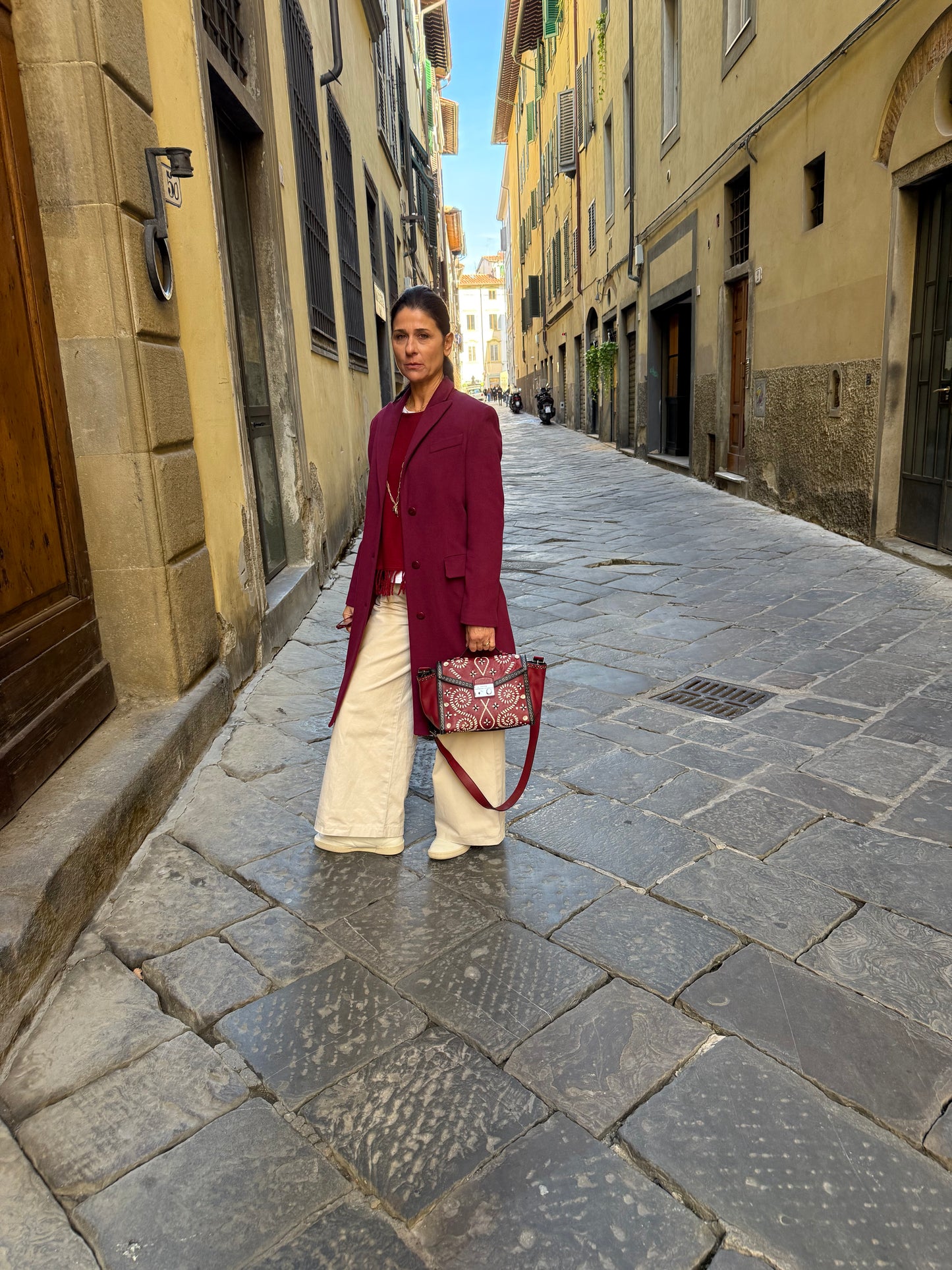 Prada Borsa in Pelle Saffiano con Decorazioni Bordeaux