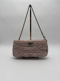 Chanel Borsa Matelassè Plissè in Tessuto Rosa Cipria