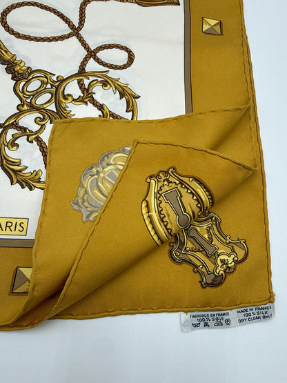 Hermès Foulard Seta  Vintage Carrè  giallo “Les  Cles”
