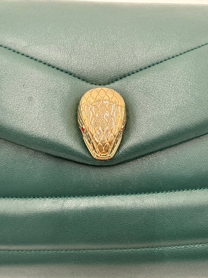 Bulgari Serpenti Borsa Reverse in Pelle di Vitello Smeraldo