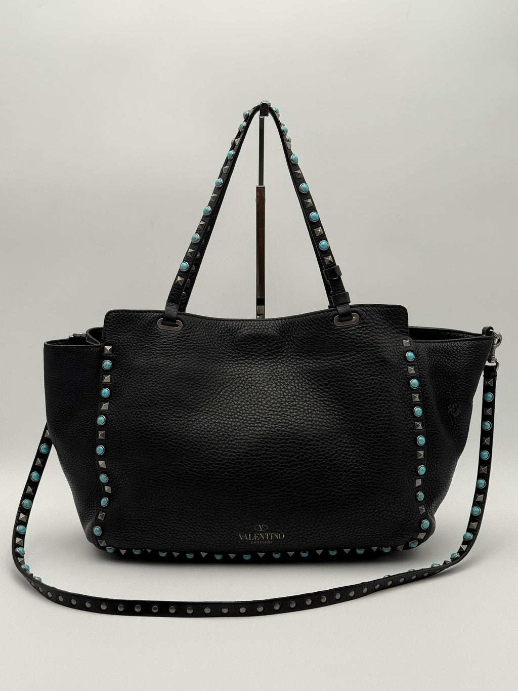Valentino Garavani Borsa Tote Rockstud Medium Rolling in Pelle Granata Nera e Pietre Turchese - Mercatino di Ninni