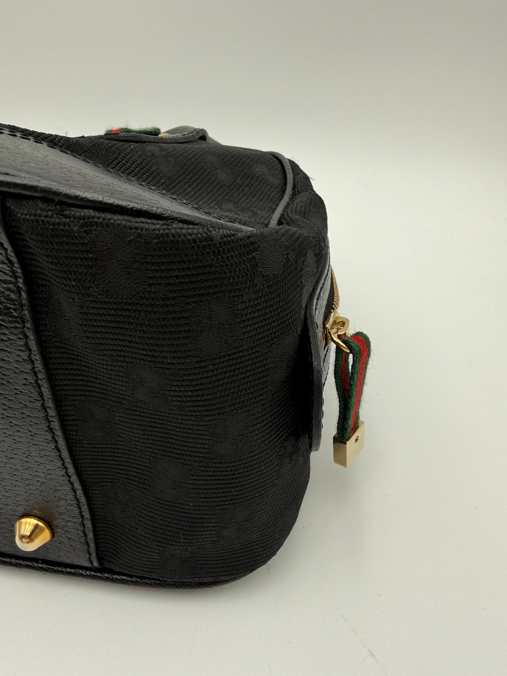 Gucci Princy Boston in tela GG Monogramma nera con finiture in Pelle