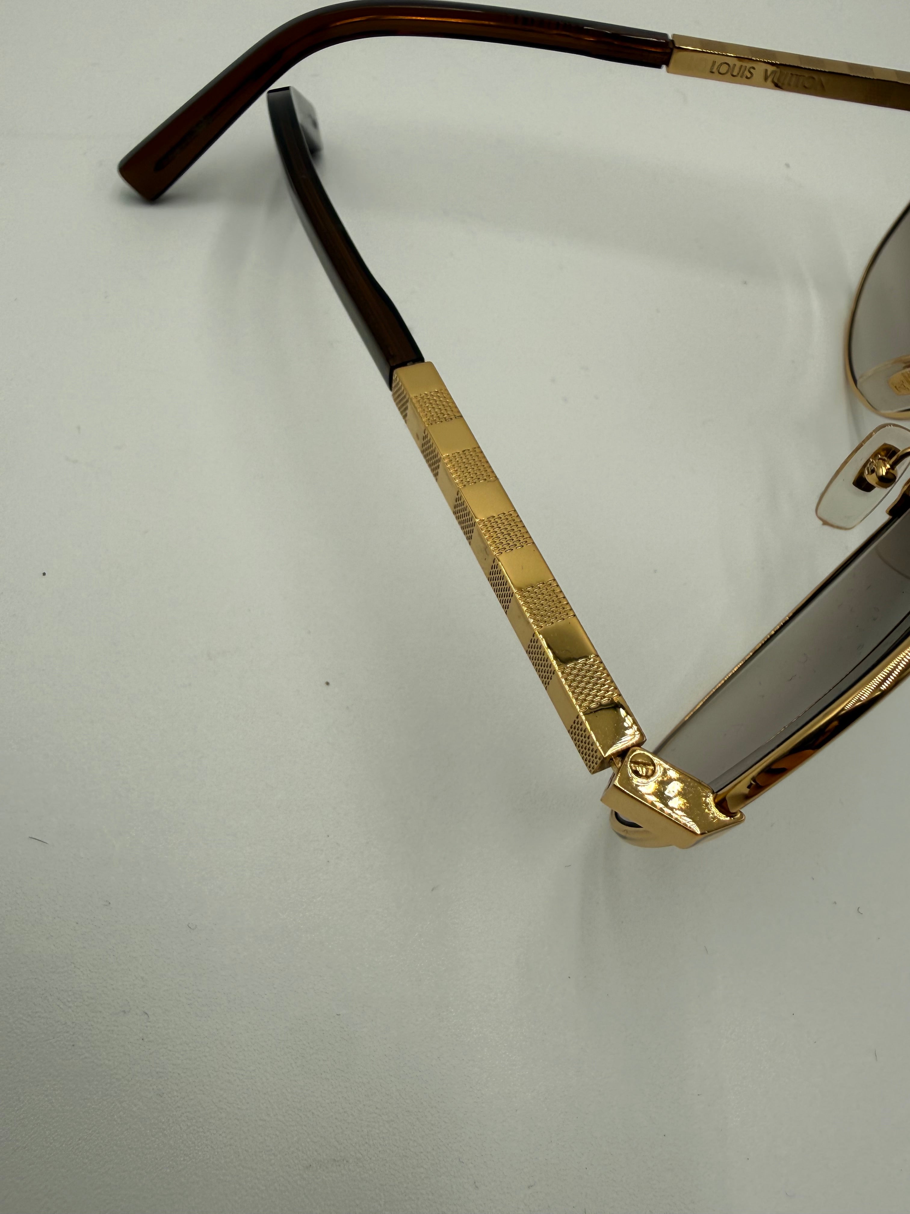 Louis Vuitton Occhiali  da Sole Attitude Pilote Aviatore