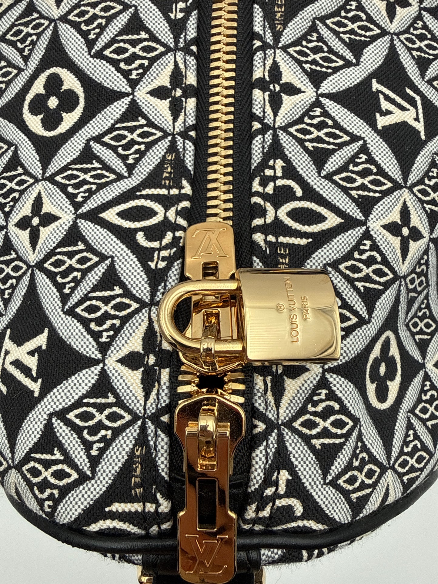 Louis Vuitton dal "1854 "Keepall Bandouliere Jaquard