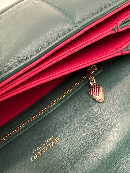 Bulgari Serpenti Borsa Reverse in Pelle di Vitello Smeraldo