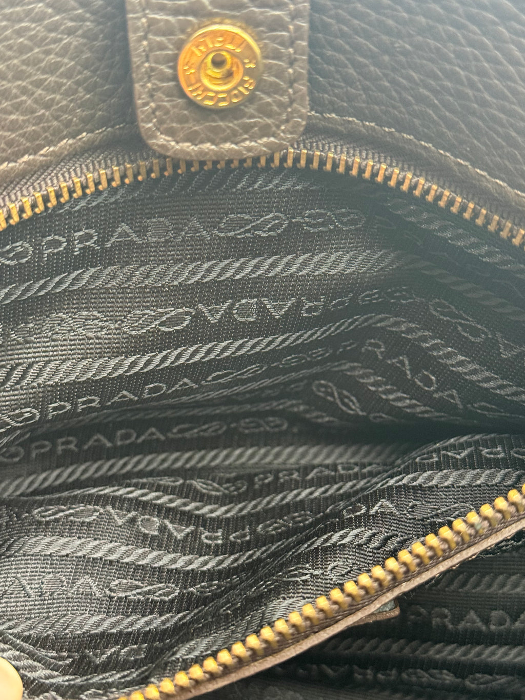Borsa Tote Prada in pelle di Vitello Martellata Marrone