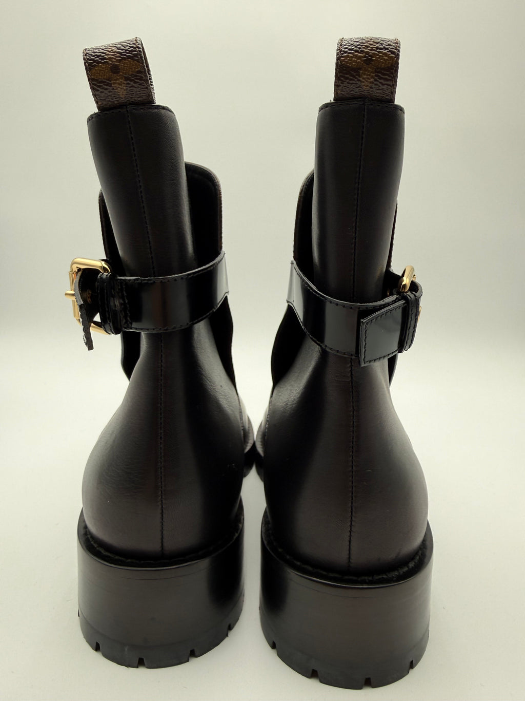 Louis Vuitton Stivaletti Discovery Flat Neri