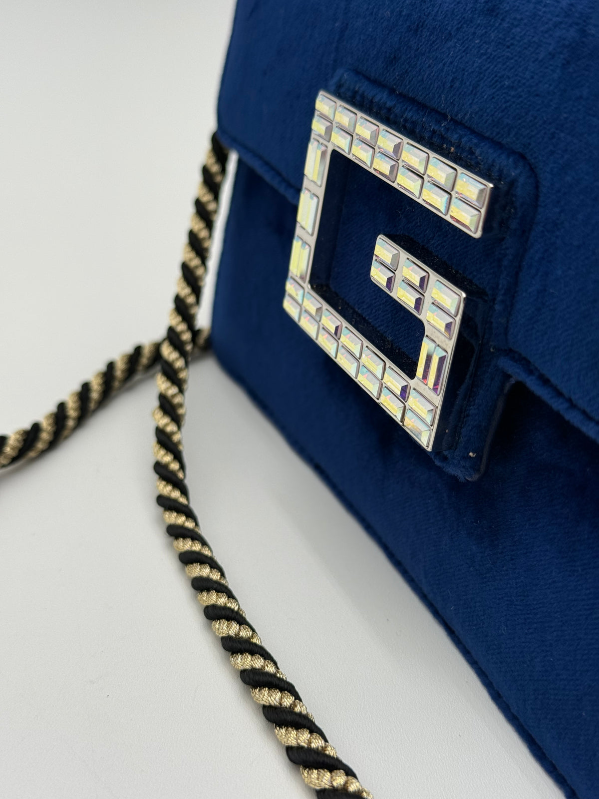 Gucci Broadway in velluto Blu con Fibbia G in Cristalli