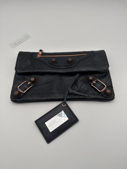 Balenciaga Pochette Giant Envelope in pelle di Agnello Blu