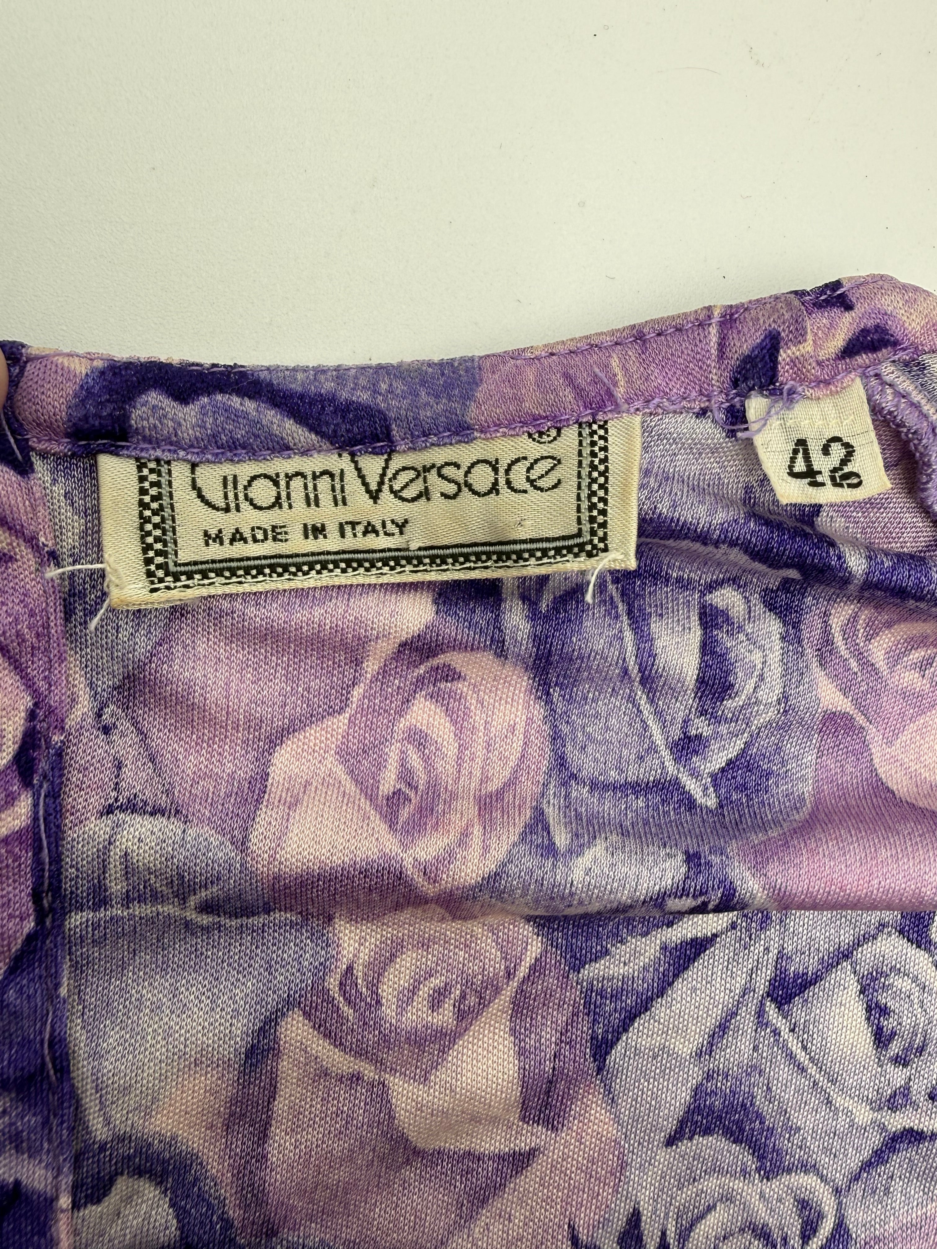 Versace Maglia Vintage in Viscosa Stampa Rose Viola