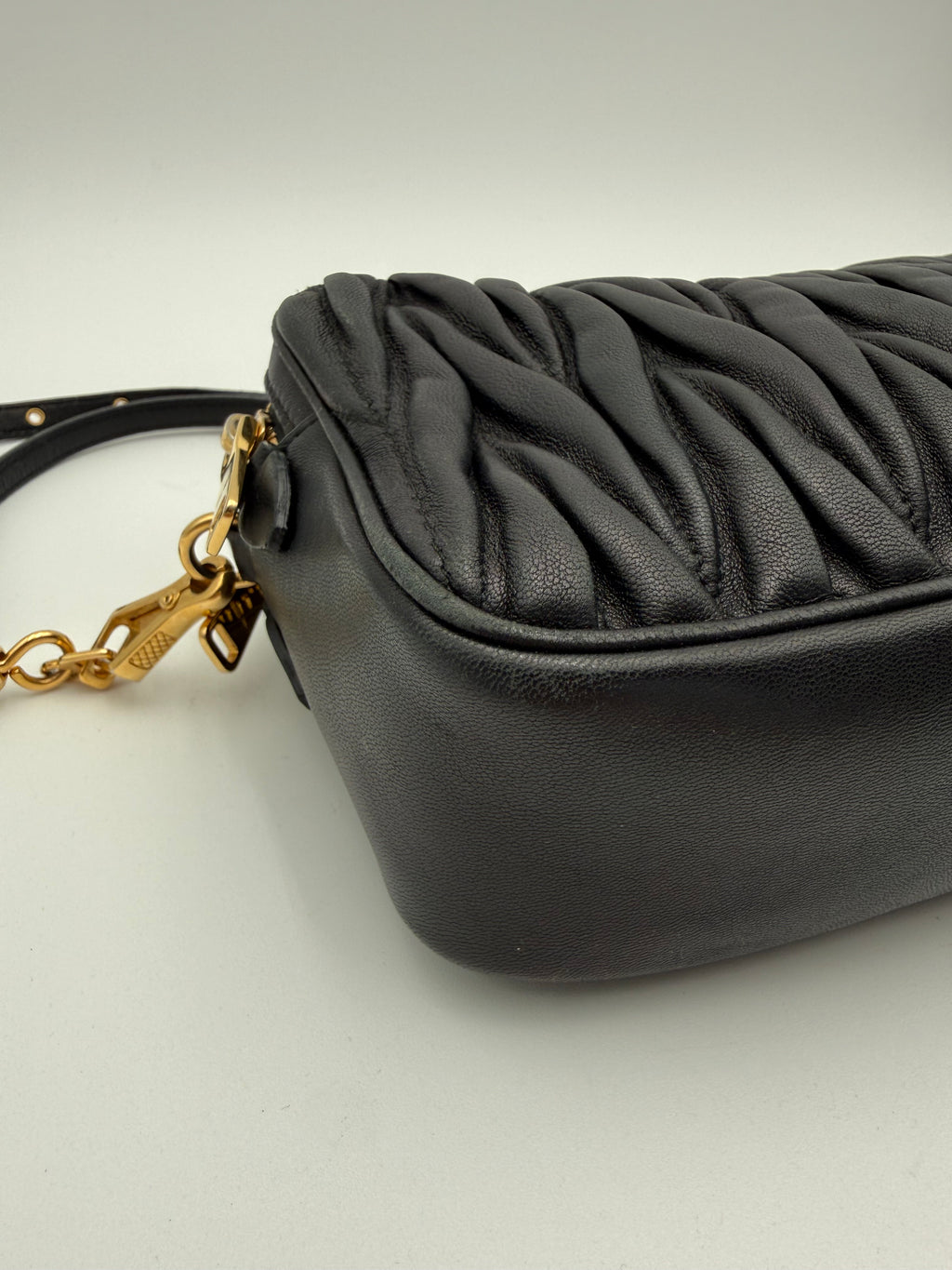 Borsa tracolla  Camera Miumiu in Pelle Matelassè Nera