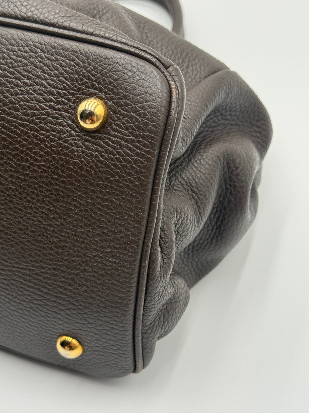 Borsa Tote Prada in pelle di Vitello Martellata Marrone
