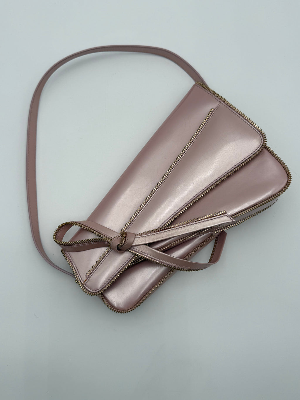 Christian Dior Saddle Zipper BowVintage in Pelle Rosa cipria Metallizzata
