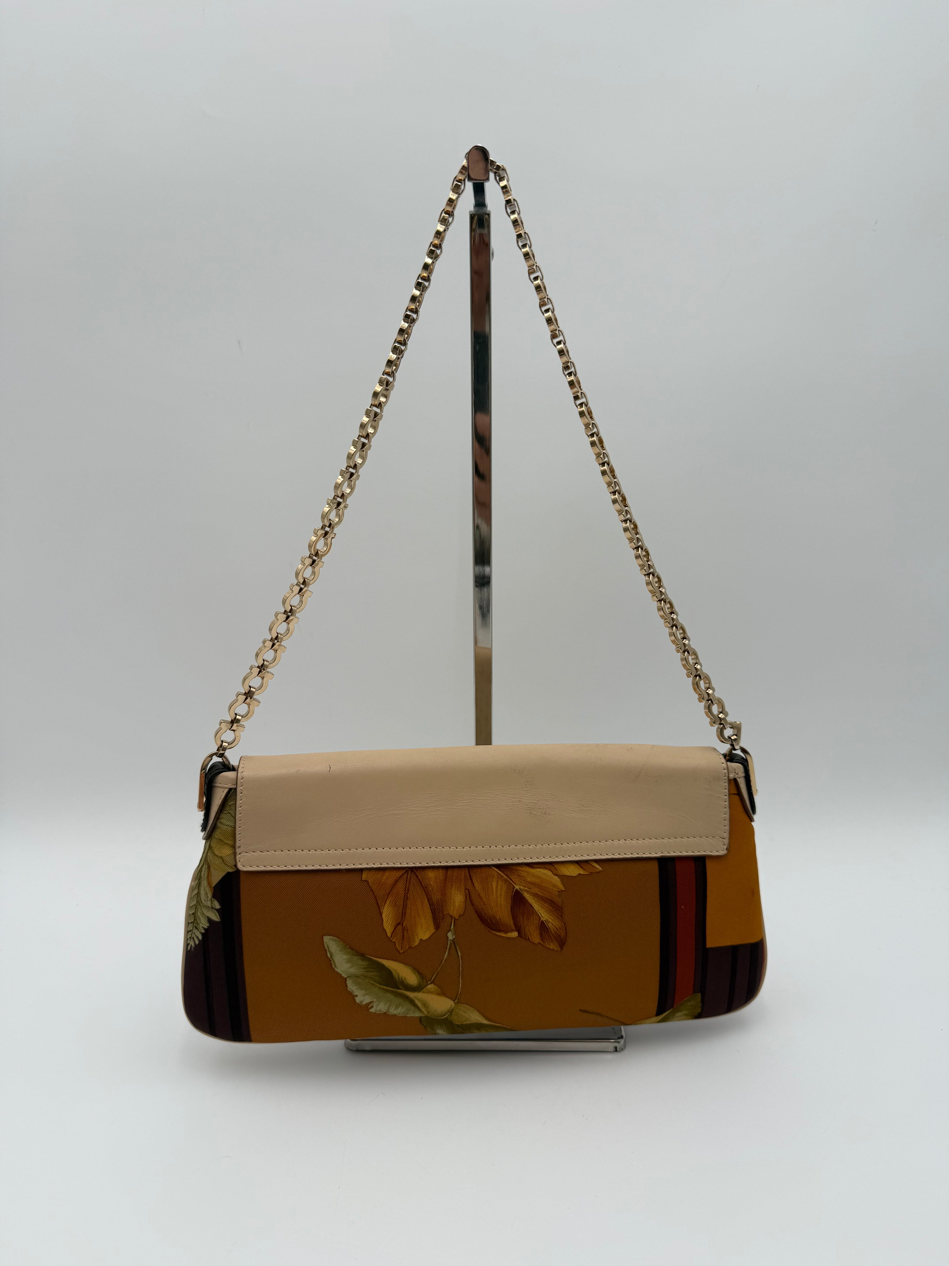 Salvatore Ferragamo borsa a spalla in seta con Stampa Fluviale e dettagli in pelle Vintage
