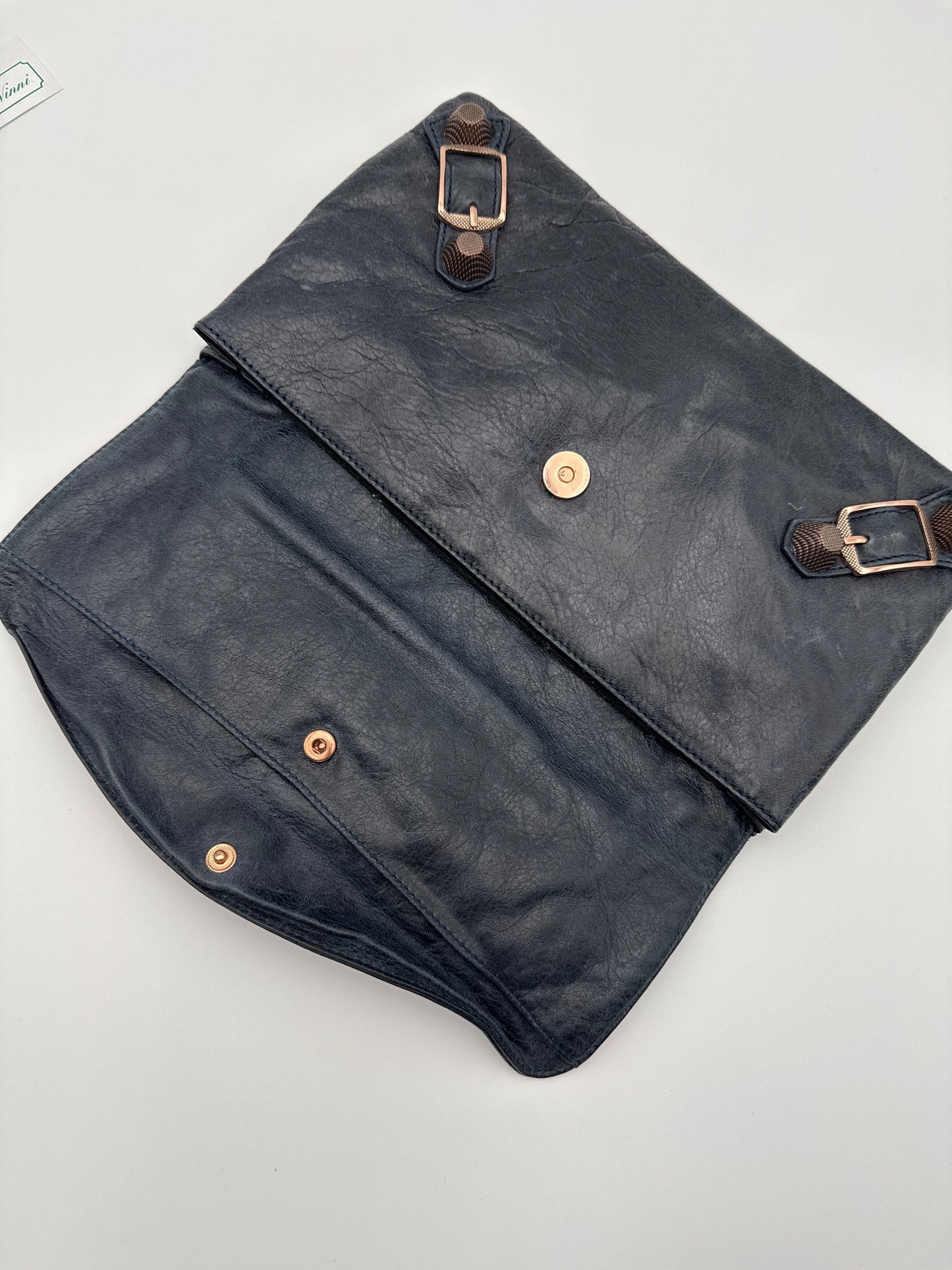 Balenciaga Pochette Giant Envelope in pelle di Agnello Blu