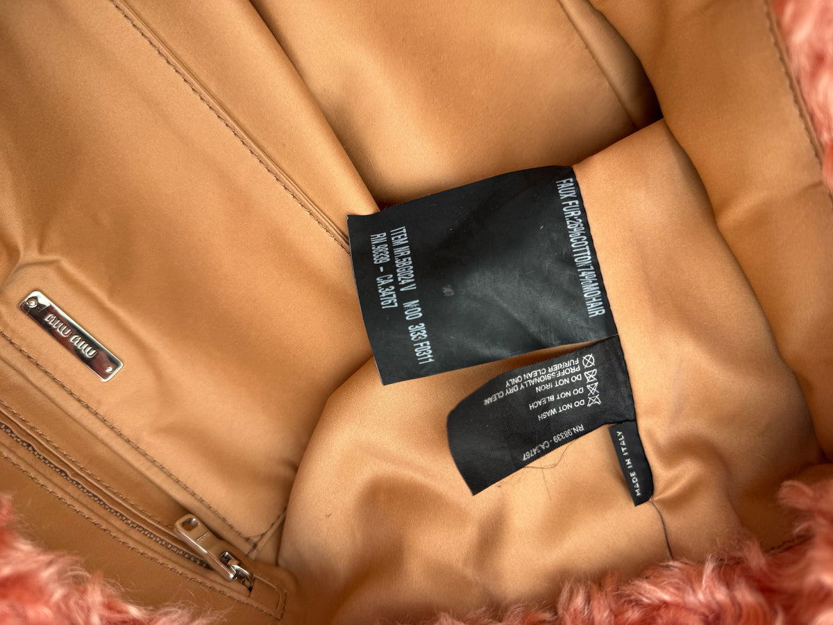 Miu Miu - Borsa Tote Eco Shearling Rosa  Corallo con Dettaglio Gioiello