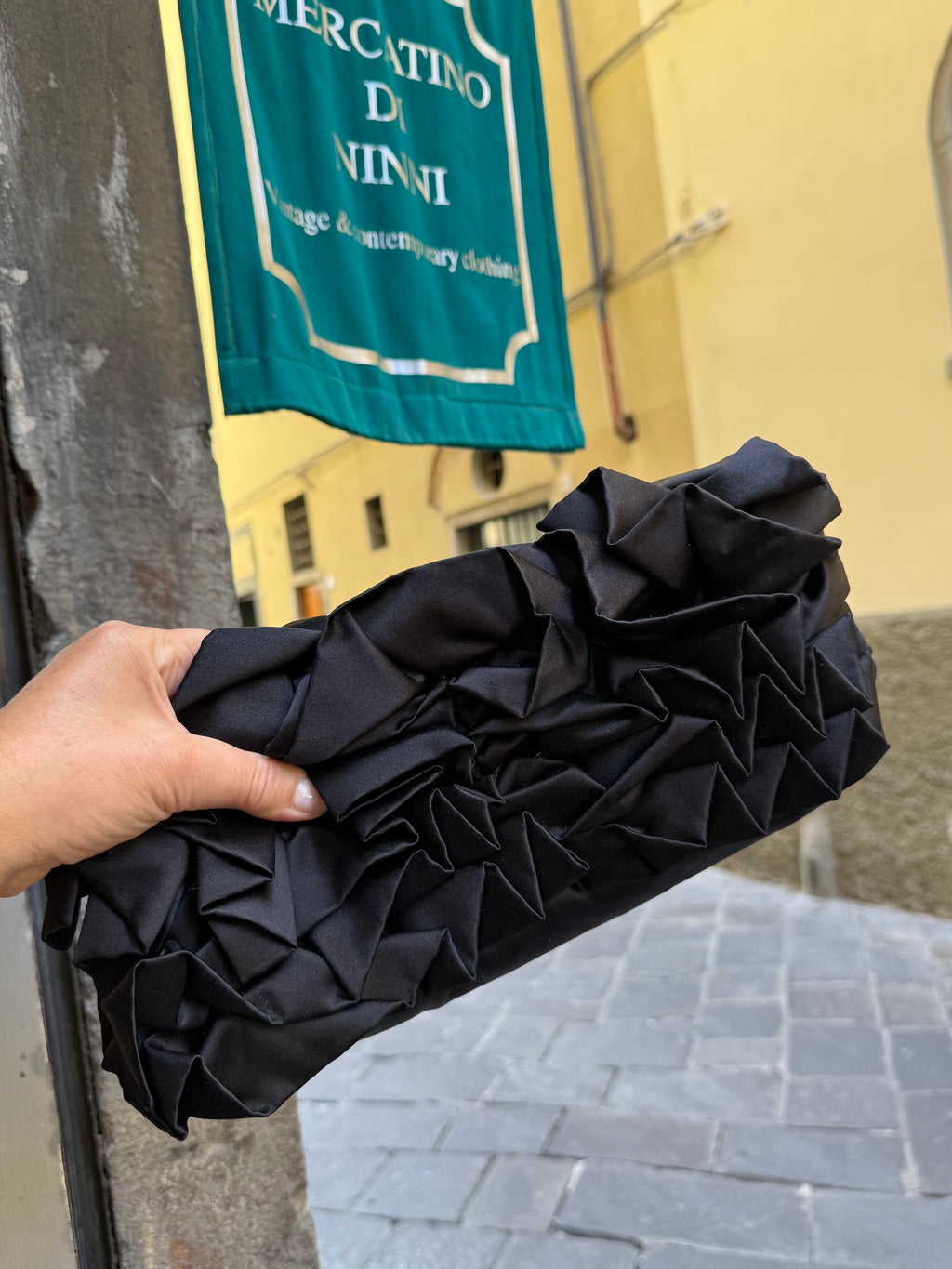 Pochette Dries Van Noten in Tessuto Tecnico Plissettato - Nero