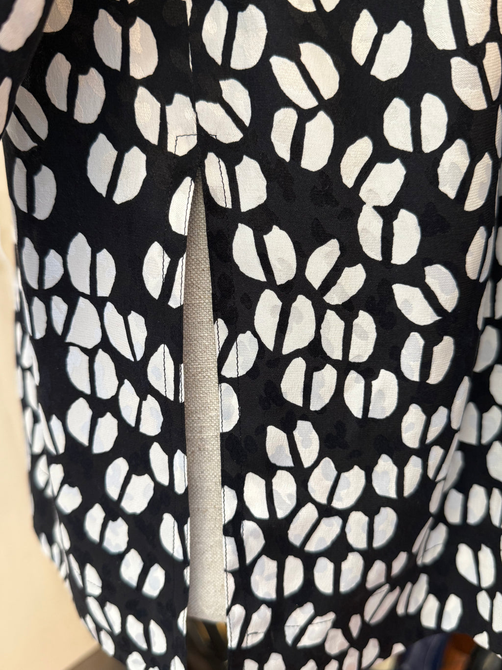 Camicia Vintage Christian Dior Boutique in Seta a Stampa Geometrica Bicolore