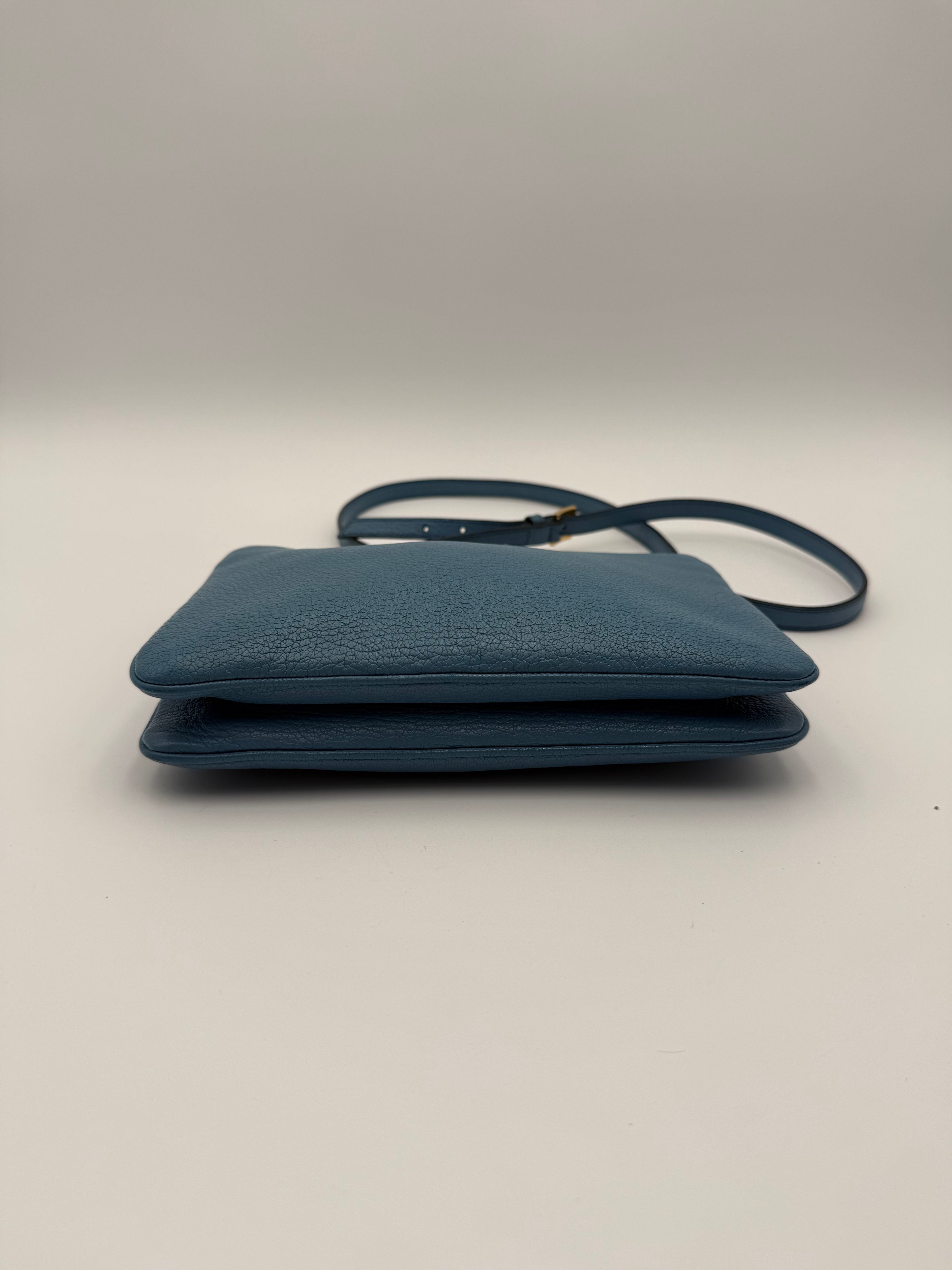 Borsa tracolla Miumiu in pelle Madras Color Mare