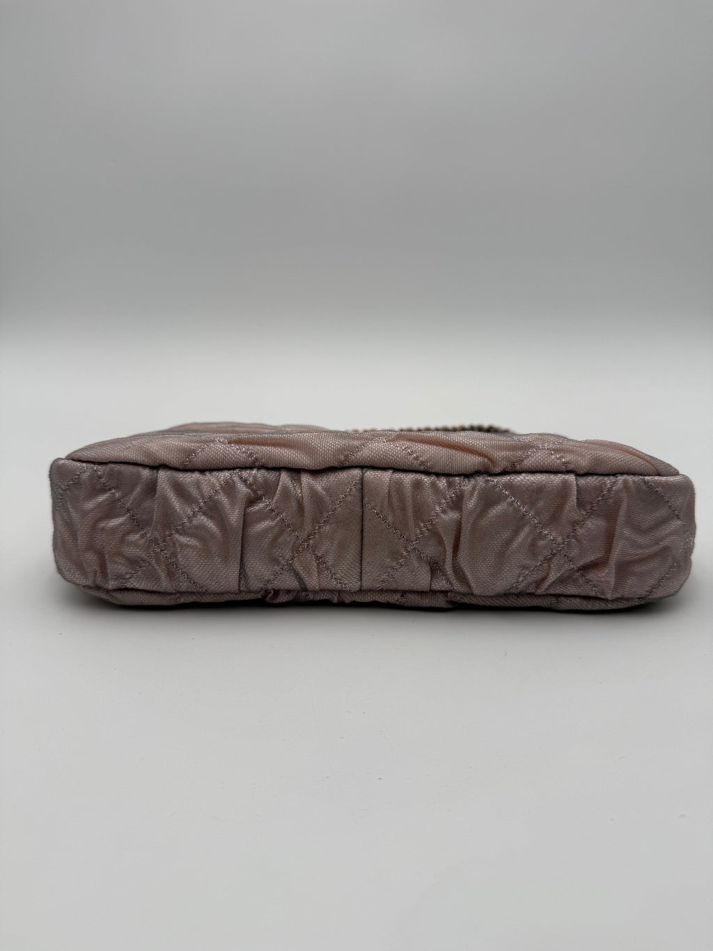 Chanel Borsa Matelassè Plissè in Tessuto Rosa Cipria