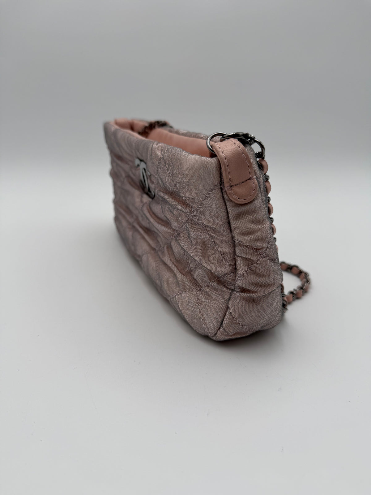 Chanel Borsa Matelassè Plissè in Tessuto Rosa Cipria