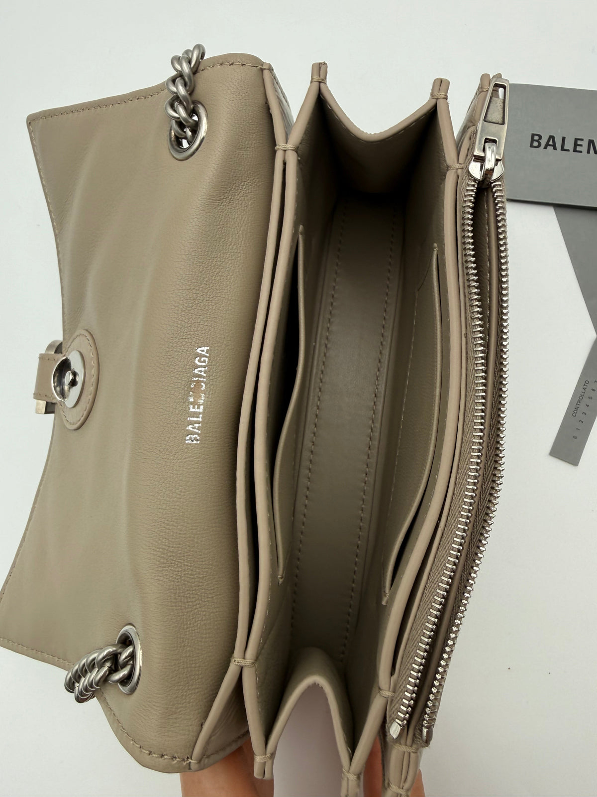 Balenciaga Borsa a Tracolla Crush Mini In Pelle di Agnello Beige