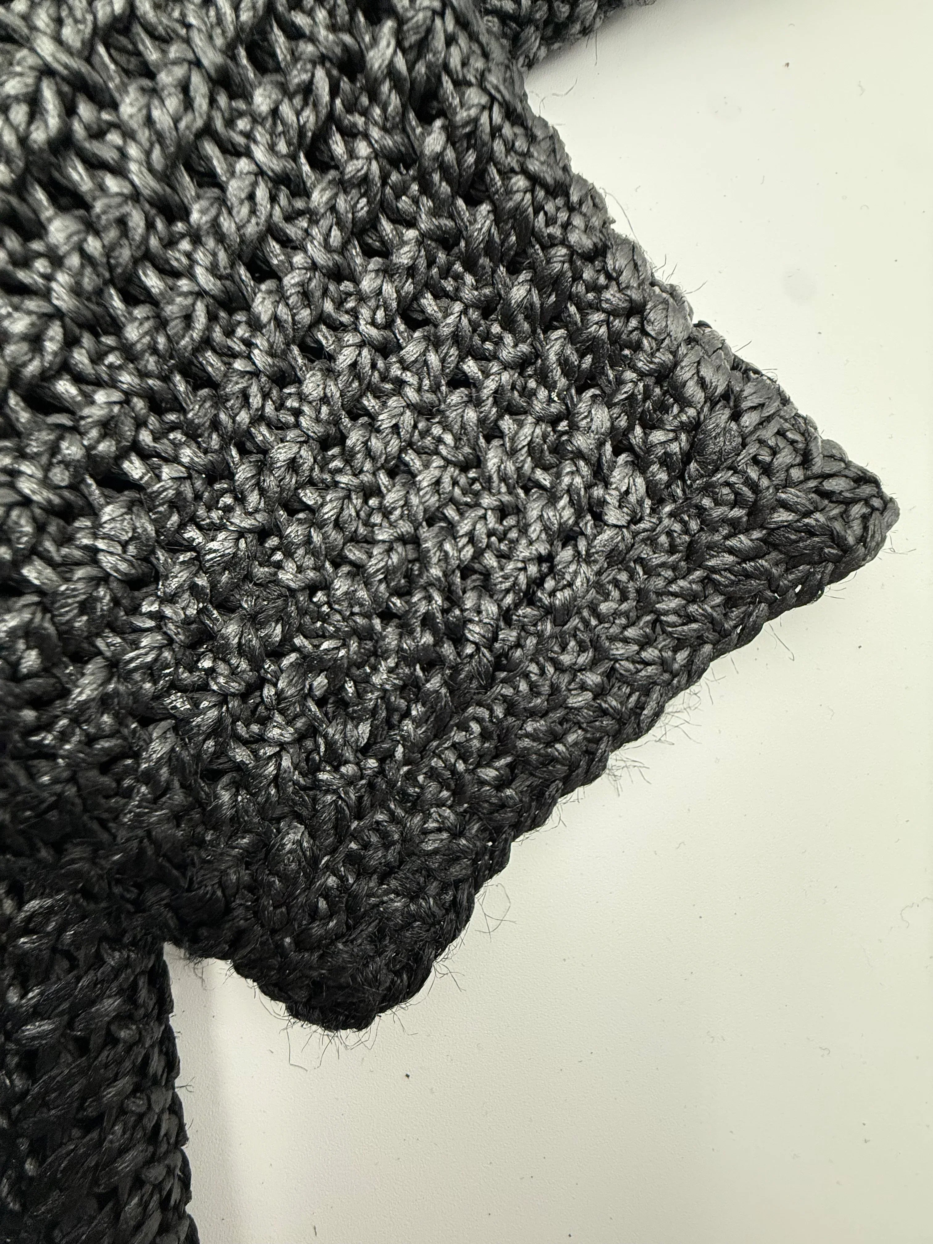 Balenciaga-Cardigan-in-Maglia-di-Rayon-Nera-Mercatino-di-Ninni-70859687395677 - Mercatino di Ninni