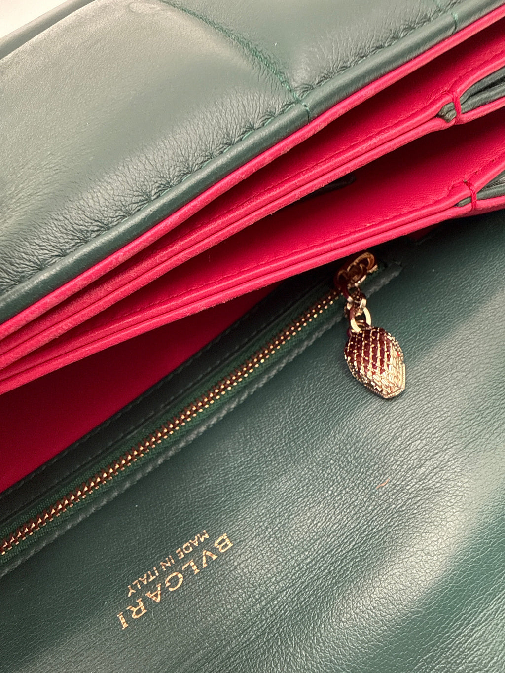 Bulgari Serpenti Reverse  Borsa in Pelle di Vitello Smeraldo Bulgari