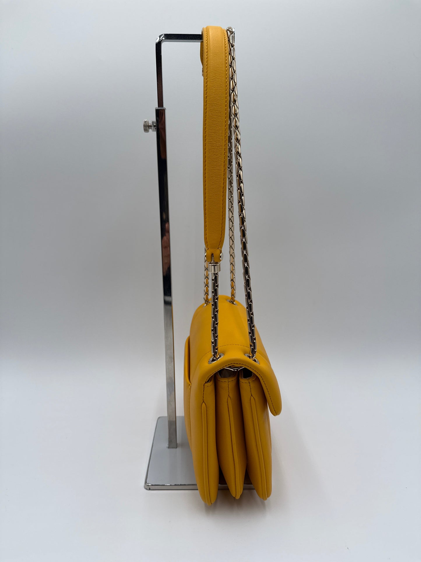 Bulgari Serpenti Reverse Mini Borsa  in Pelle Gialla Bulgari