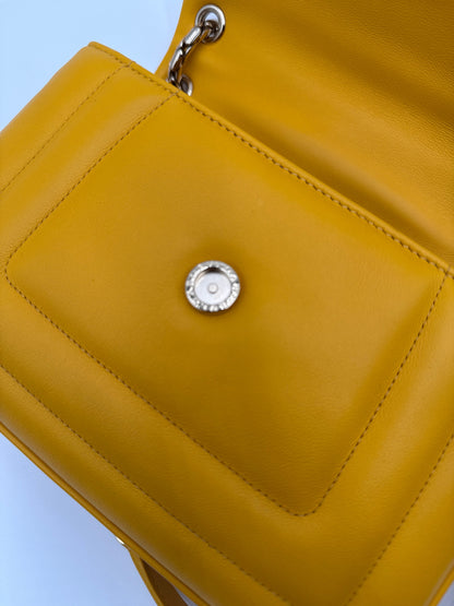 Bulgari Serpenti Reverse Mini Borsa  in Pelle Gialla Bulgari