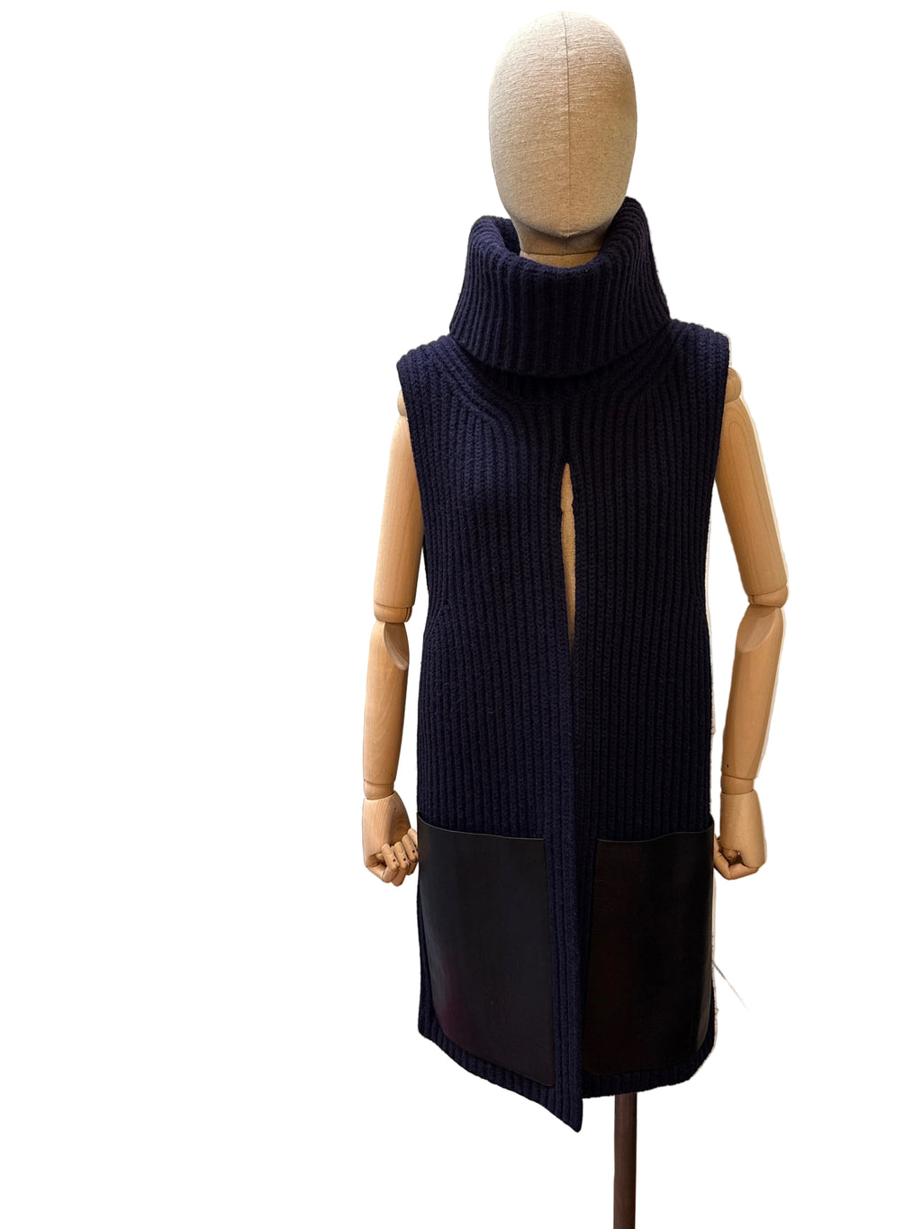 Céline Caban in Maglia e Pelle Blu Navy - Mercatino di Ninni