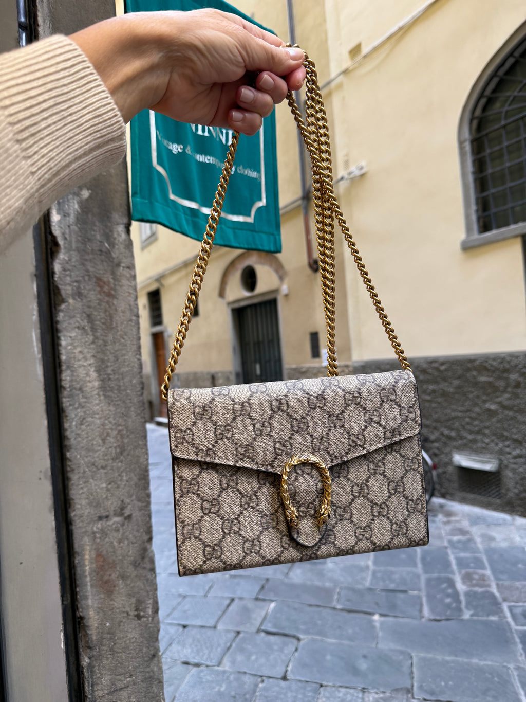Gucci Borsa Dionysus GG Supreme Mini con Catena
