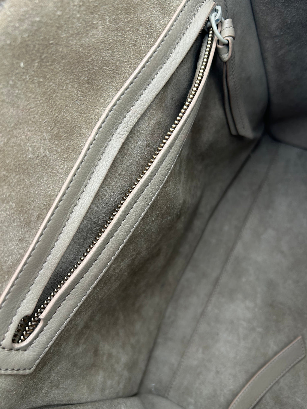 Celine Borsa Phantom in Pelle Grigio Tortora Cèline