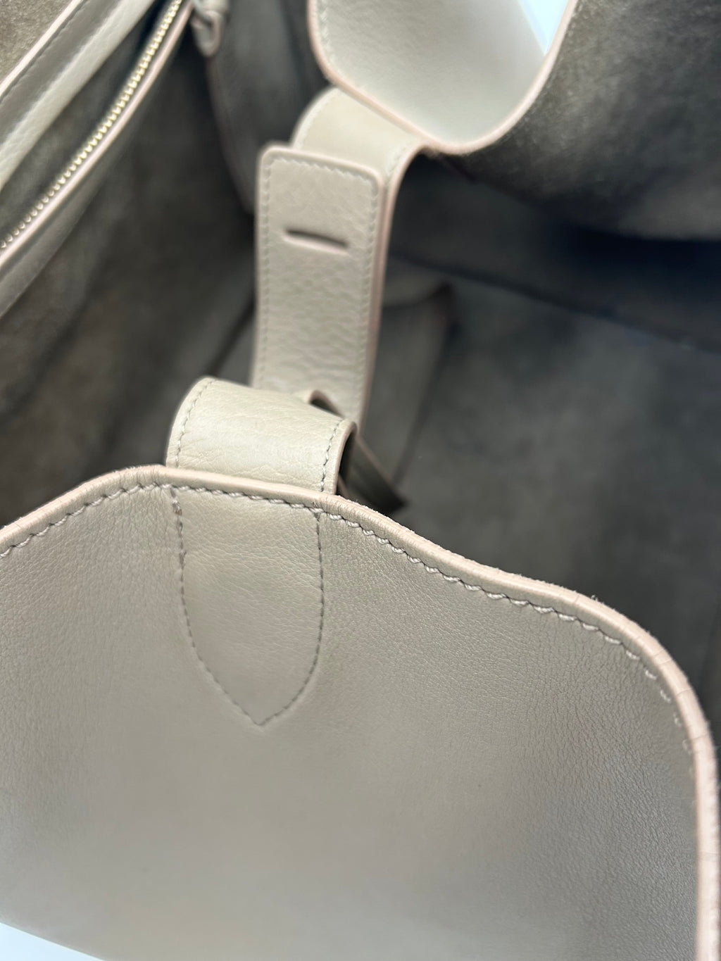 Celine Borsa Phantom in Pelle Grigio Tortora Cèline