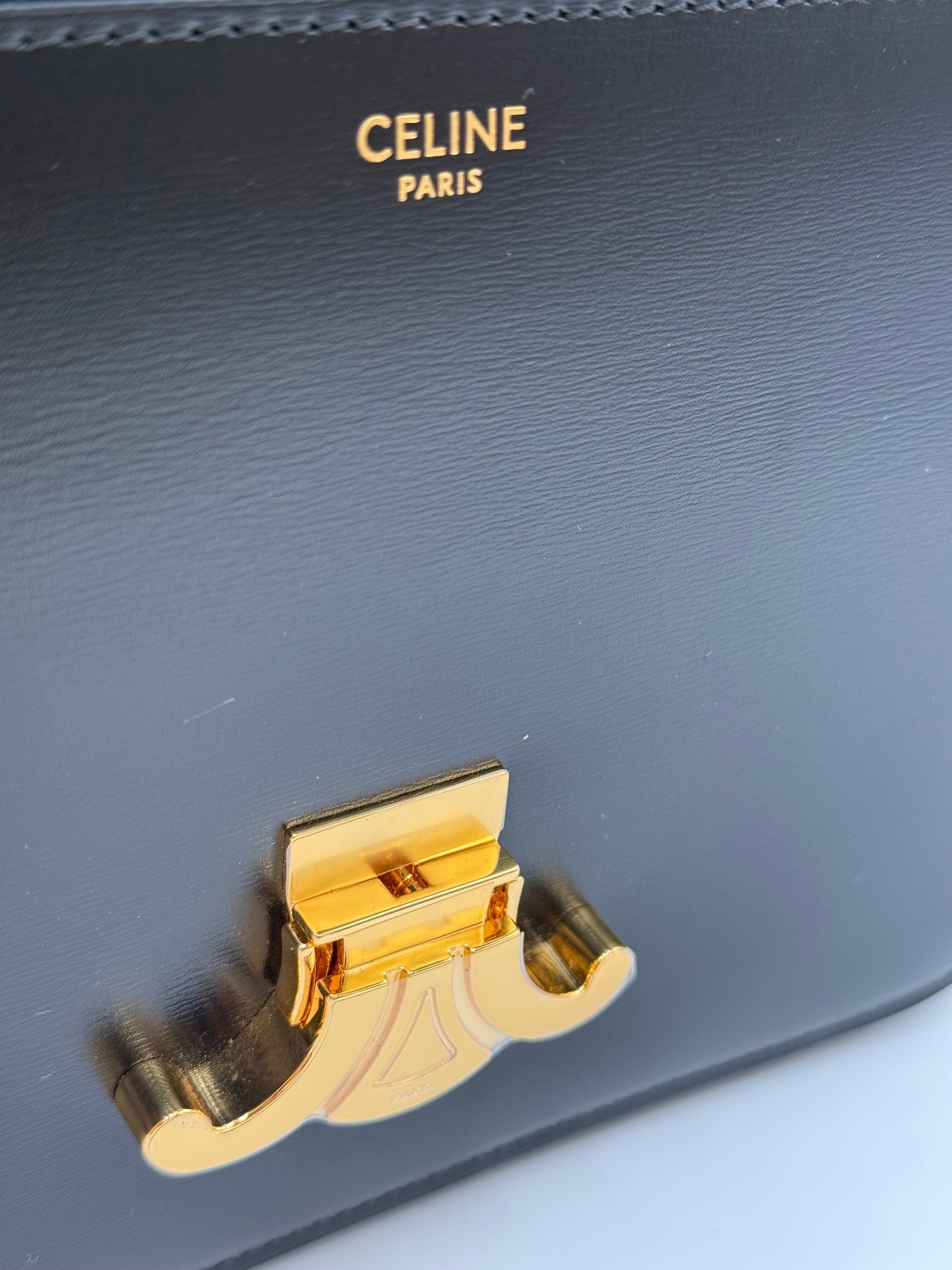 Celine Borsa Triompe Medium con Tracolla in Pelle Nera